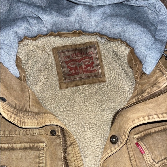 Men’s Levi Strauss Jacket - Picture 2 of 9